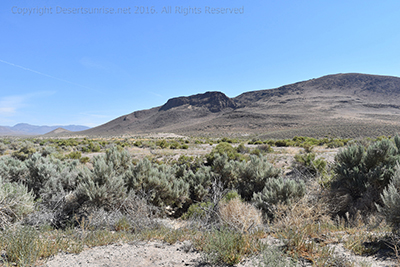 Rocky Hills to the West