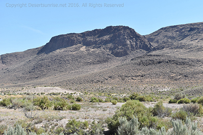 Rocky Hills to the West, Zoom in!